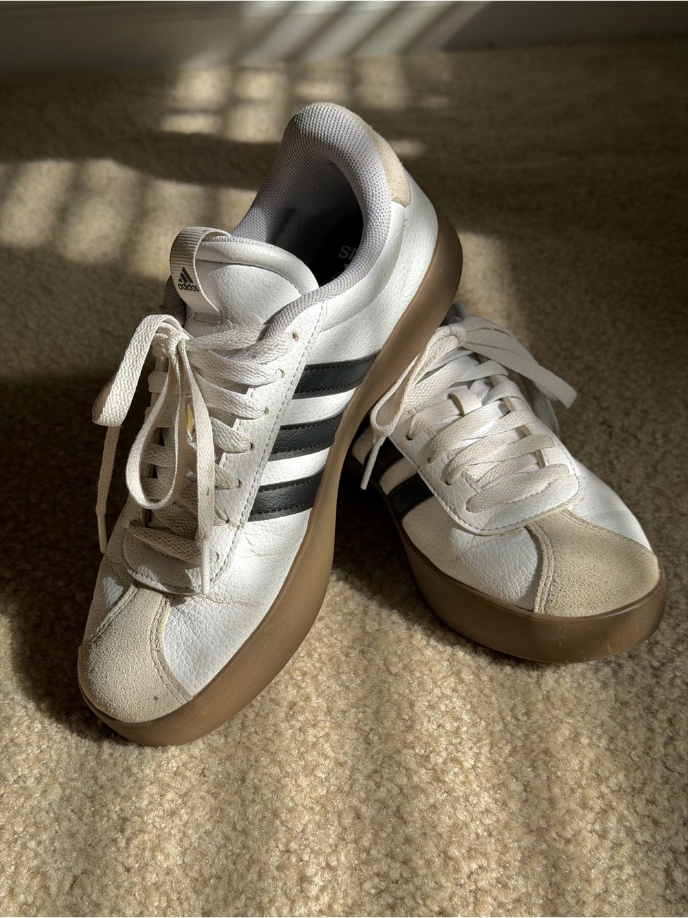 adidas Women's White Sneakers with Black Stripes and Gum Sole 6 1/2
